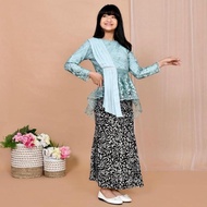 {Zona Kebaya} One Set of Shawl Kebaya for Girls 5-12 Years Old Elementary School Modern Kartini Suit