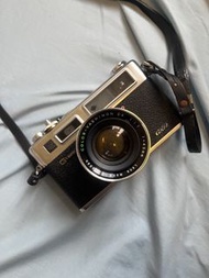 Yashica electro 35 菲林相機  Yashica Electro 35 GSN Color-Yashinon DX 45mm f/1.7 Film Camera