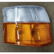 TOYOTA HIACE VAN LH112 / LH113 1993 YEAR PARKING CORNER LIGHT / SIGNAL ANGLE LAMP LAMPU (Lampu Isyar