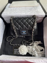 Chanel mini square 17 cm✨黑色銀扣荔枝牛皮方胖子❤️