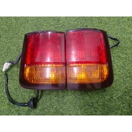 NISSAN ELGRAND E50 3.5 VQ35DE V6 REAR BONNET LAMP RH&LH [2F-2B-D2204]