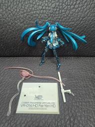 初音 飛燕 電腦戰機