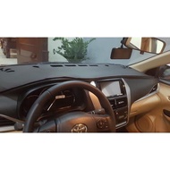 Thảm taplo da vân carbon cao cấp xe Toyota Vios Model: (2008-2013) (2014-2018) (2019-2022)