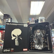 寄賣 其它-MEZCO ONE:12 The Punisher	050093230429019