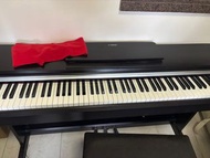 Yamaha ydp142 digital piano with bench 功能使用正常，不過開關掣有啲問題