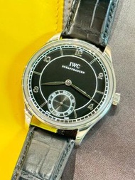🧺洗衣街店🧺🌈🌈新返貨啦🌈🌈🩶🩶IWC Portuguese IW544501🩶🩶全鋼款式🩶🩶原裝黑色面🩶44mm 手動上鏈透底機芯 原裝IWC 鋼針扣 淨錶 🩶🩶狀態一流👍🏻👍🏻MC006(旺角洗衣