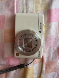 Panasonic Lumix DMC-LF1 Digital Camera
