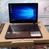 Netbook Acer E11