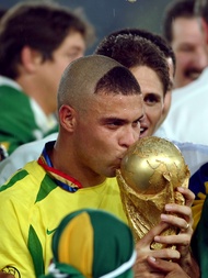 โปสเตอร์ Ronaldo R9 โรนัลโด Poster โปสเตอร์ฟุตบอล โปสเตอร์ขนาดใหญ่ ตกแต่งผนัง ของแต่งบ้าน ของแต่งห้อ