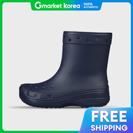 Crocs | บู๊ตกันฝนผู้หญิง Classic SS 2025 สีกรมท่า รุ่น 208363-410