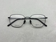 agnes b. AB70104男女款眼鏡框 純鈦超輕款  提供數據可配鏡片 size：52-17-145總寬142框高43重量14克