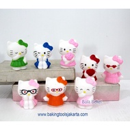 Hello Kitty Figurine flower bouquet