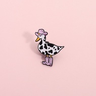 Cute Cowgirl Duck Brooch Badges Kawaii Duck Animal Brooch Metal Badges Creative Jewelry Gifts
