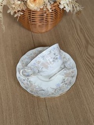 日本製昭和 Narumi 鳴海 灰調淡雅碎花骨瓷咖啡杯碟  茶杯 陶瓷 瓷器