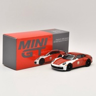 AT SHOP - 1/64_MINI GT Model - Porsche 911 (922) Carrera S
