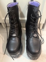 Yosuke 厚底黑色短靴 增高鞋