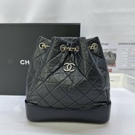 CHANEL GABRIELLE小牛皮流浪後背包