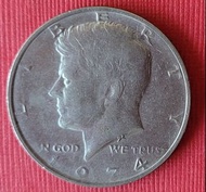 特價出清／8035美品大型美金1974年（甘迺迪五角）錢幣乙枚（保真）。