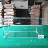 Plain AQUARIUM UK. 80x40x40 CM (AQUARIUM FISH TANK)