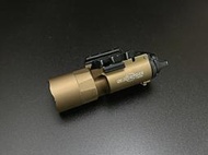 TD Surefire Style X300 槍燈