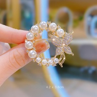 Butterfly Pearl Motif Chest Brooch High-End Brooch for Women Beautiful Small Fragrant Corsage Pin Ac