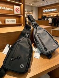 Lululemon 多功能運動腰包