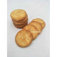 LEE Biscuit Cheese Cracker 3 Kg Tin ( Ready Stock )
