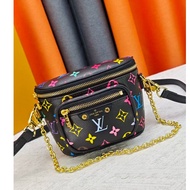 Travel equipment & luggage>luggage>others Size:17x12x9.5cm