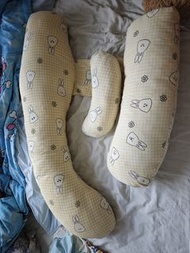 兔子月亮枕 孕婦枕 餵奶枕