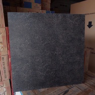 EMA -158 GRANIT 60X60 HITAM (KASAR)/ GRANIT LANTAI KAMAR MANDI/