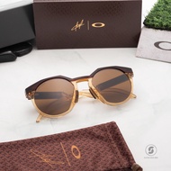 OAKLEY HSTN(A) x Mbappe OO9242A-07 Dark Ember/Light Curry