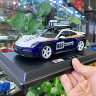 Mô hình xe Porsche 911 Dakar tỉ lệ 1:24 Bburago [ Mô hình tĩnh ]