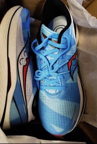 Saucony endorphin speed 3 索康尼啡速3 跑鞋 US9