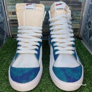 NEW SHOES WITHOUT BOX (8.5 UK)