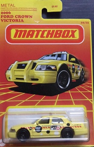 Xe mô hình Matchbox- 2006 Ford Crown Victoria - Retro series 2020 - Target Exclusive - GPJ02