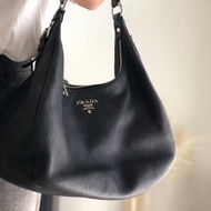【 日本直送　名牌中古包 】PRADA 黑色 Logo 皮革 Hobo 單肩包