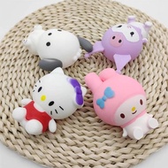 ky35 Sanrio Stress-Relief Squishy Ball