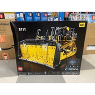 - Lego 42131 - Technic - Cat D11 Bulldozer [Genuine]