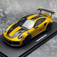 GT SPIRIT 1: 18 Porsche Porsche 911 (991.2) GT2 RS Resin Car Model