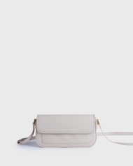 Tocco Toscano Livia Crossbody Bag กระเป๋าสะพายข้างผู้หญิง แฟชั่น มินอมอล ดีไซน์หรู สะพายได้ทุกโอกาส