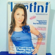 MAJALAH KARTINI TAHUN 2002 COVER IRENE ROSITA