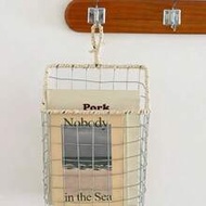 Wire Woven Sundries Storage Basket, Home Wall-Mounted Storage Basket, Magazine And Newspaper Rack (T