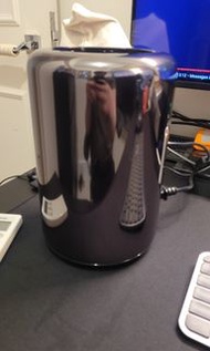 Apple Mac Pro 2013 256Gb 12Gb Ram D300 GPU Macpro 2013 (not MacBook air)