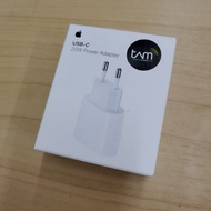 20W USB-C Adapter White power