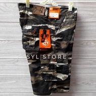 Camouflage cargo Shorts