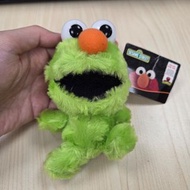 正版芝麻街 Green Elmo 綠色毛限量版絨毛公仔/掛件/玩偶（連原裝吊牌）