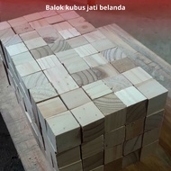 2x2cm cube wood block