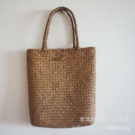 Wei Craftsmanship Chrysanthemum Portable Straw Bag SGPE