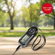 Small FM radio transistor with power, compact, and portable. Radio FM Kecil dengan Kuasa, Padat dan 