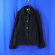 女【日本品牌 OZOC】黑色 後腰帶釦飾 羊毛外套 38號